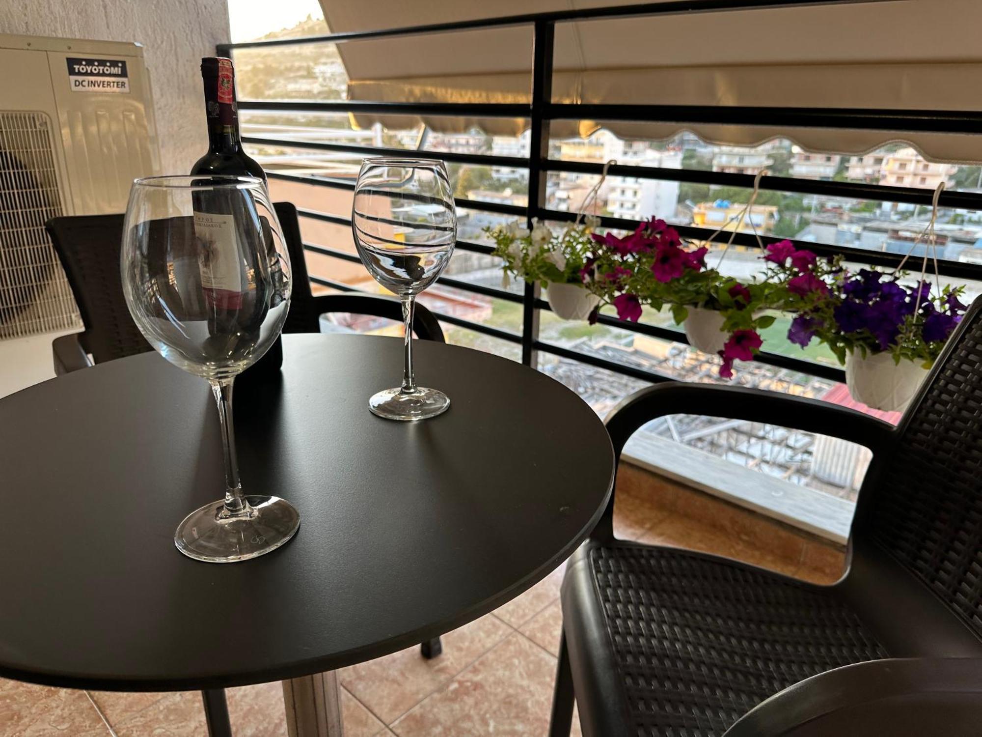 Suites Kozi Sarandë Exteriör bild