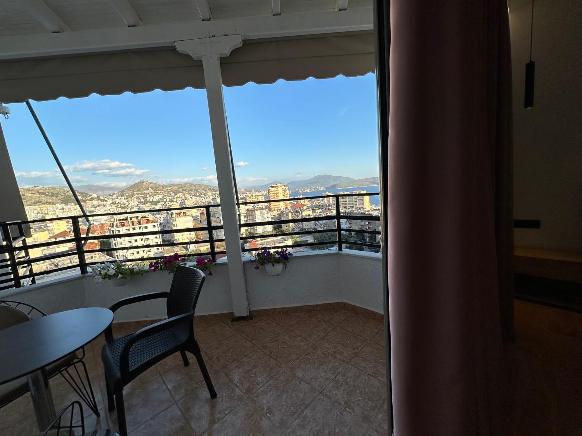 Suites Kozi Sarandë Exteriör bild